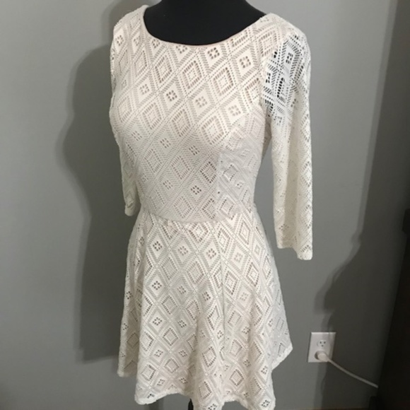 Lily Rose Dresses & Skirts - Lily Rose Ivory Lace 3/4 Sleeve Dress Size XS